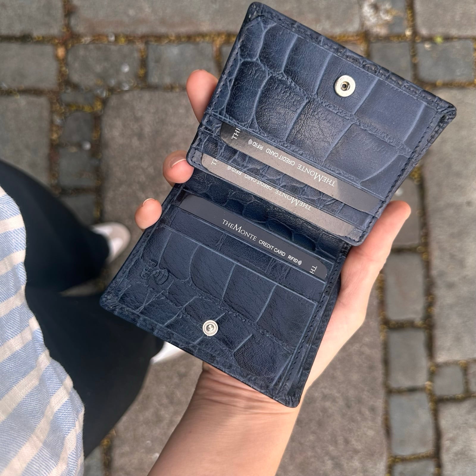#farge_croco_navy