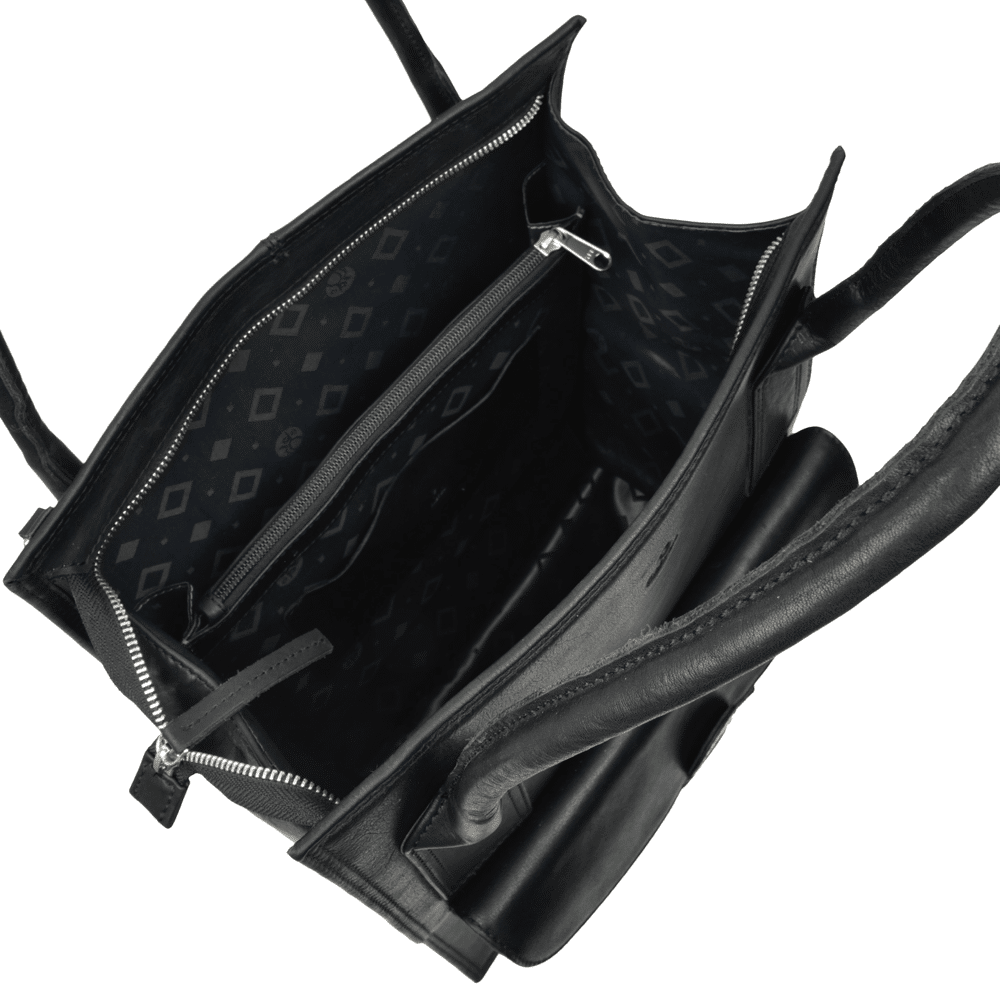 ADAX Ragusa shopper Tina