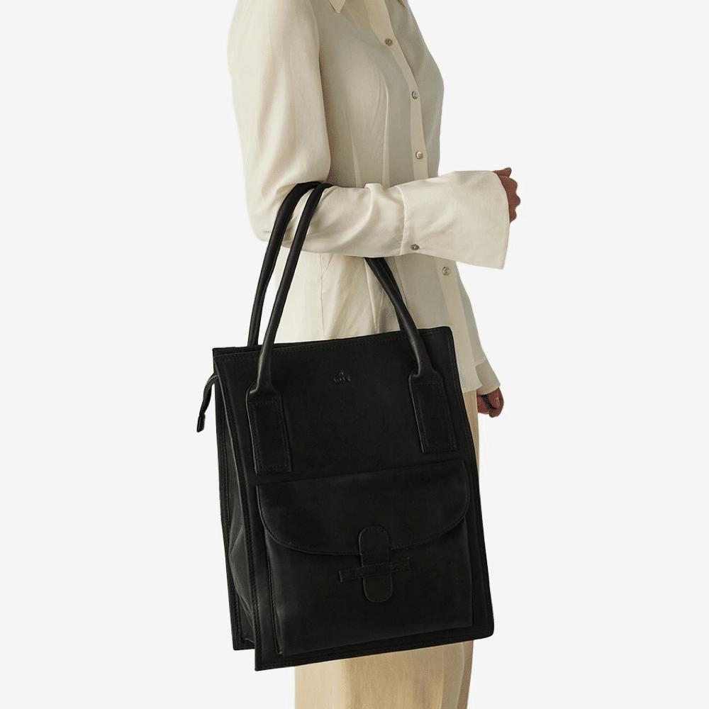 ADAX Ragusa shopper Tina