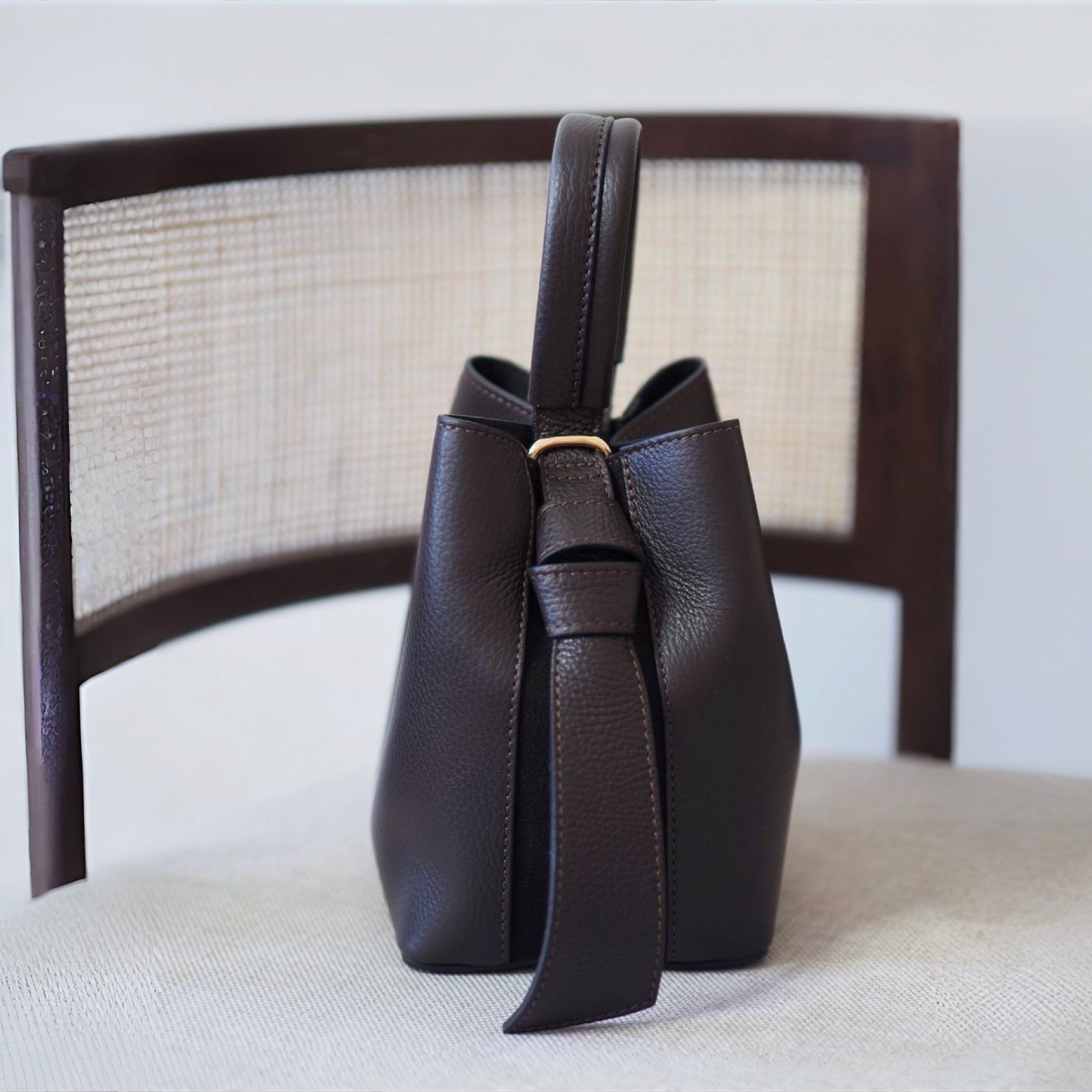Bucket bag, mørkebrun