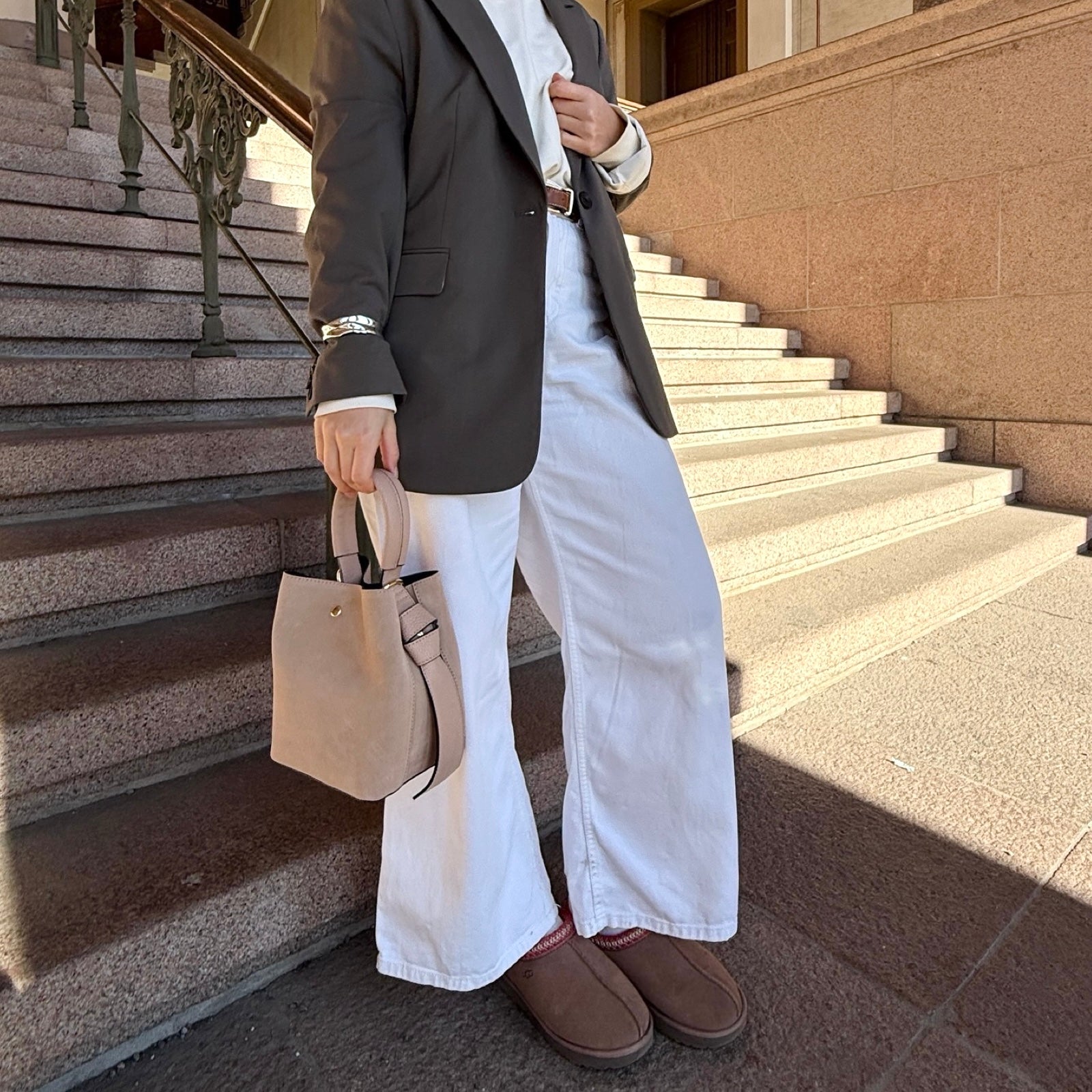 Bucket bag, semsket nude