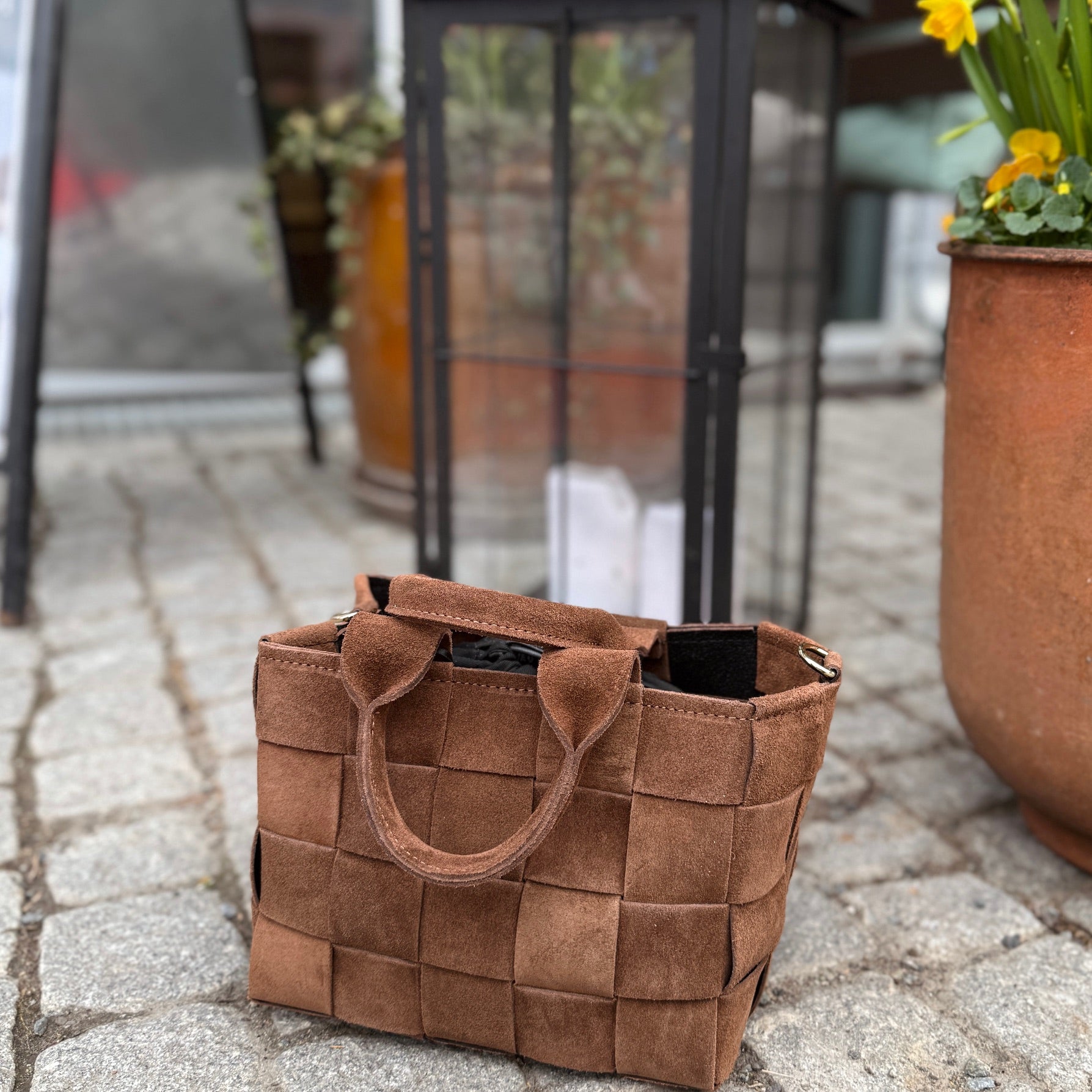 Flettet semsket skinnveske, brun