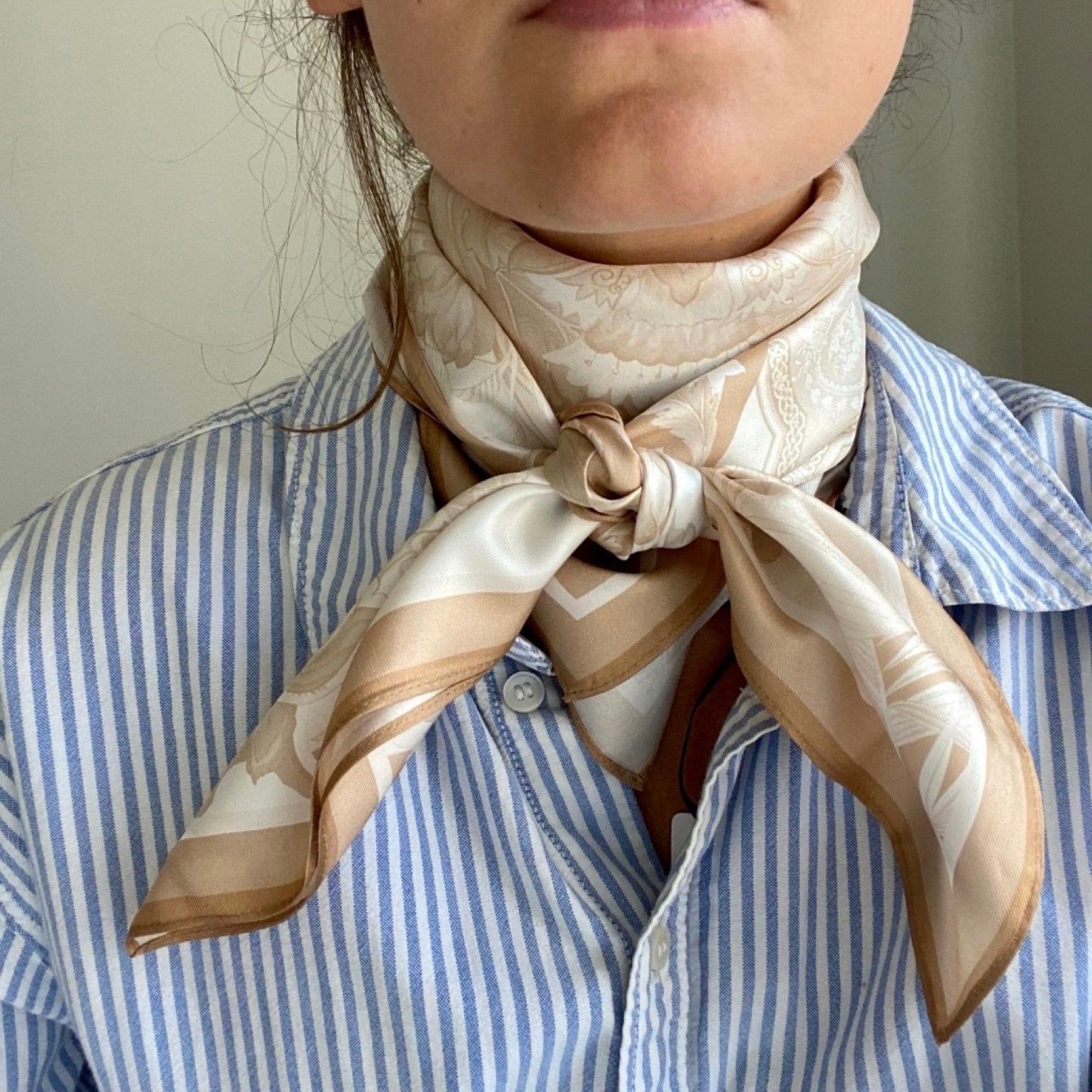 Silkeskjerf stort, beige