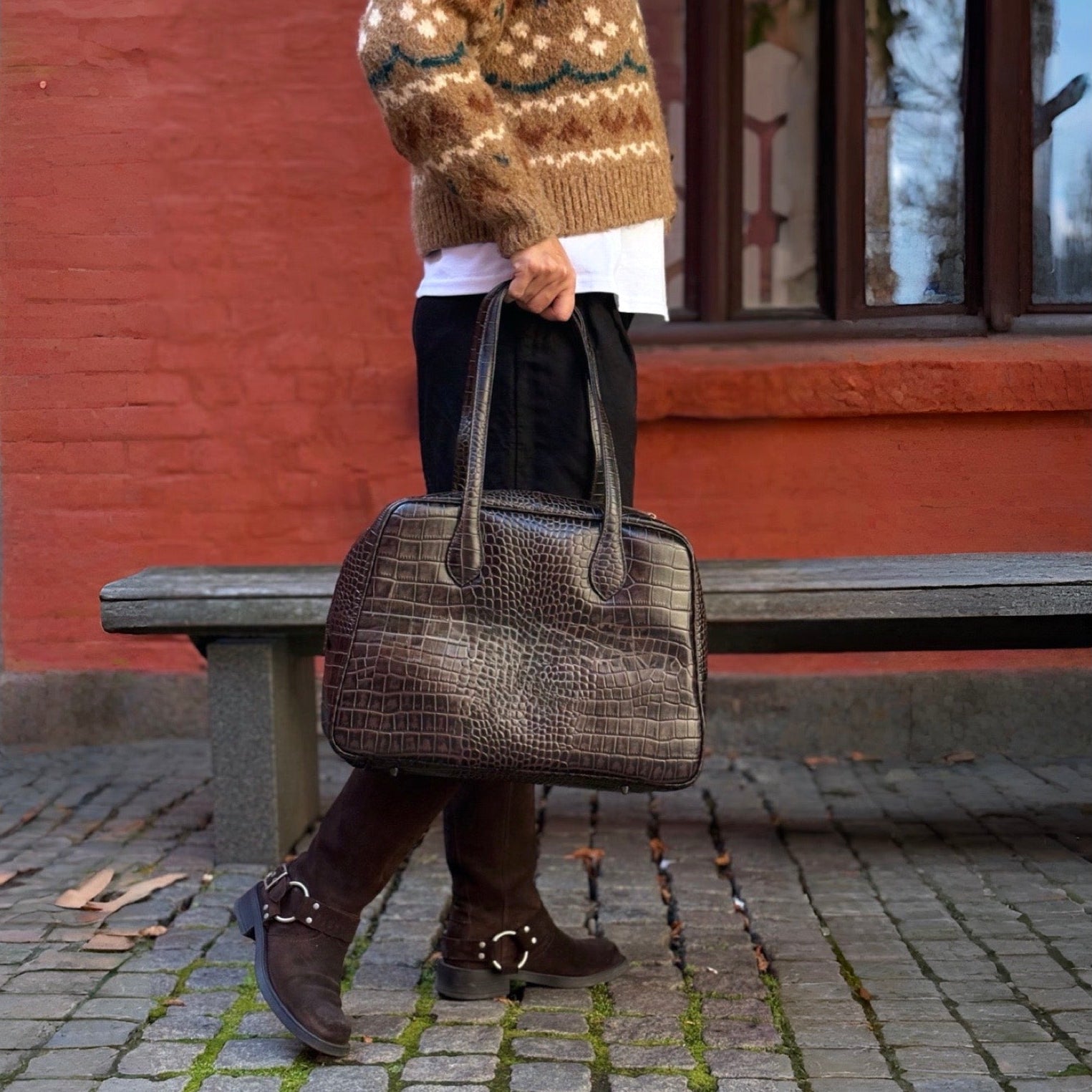 Markberg Elara jobbveske, Croco Espresso Brown
