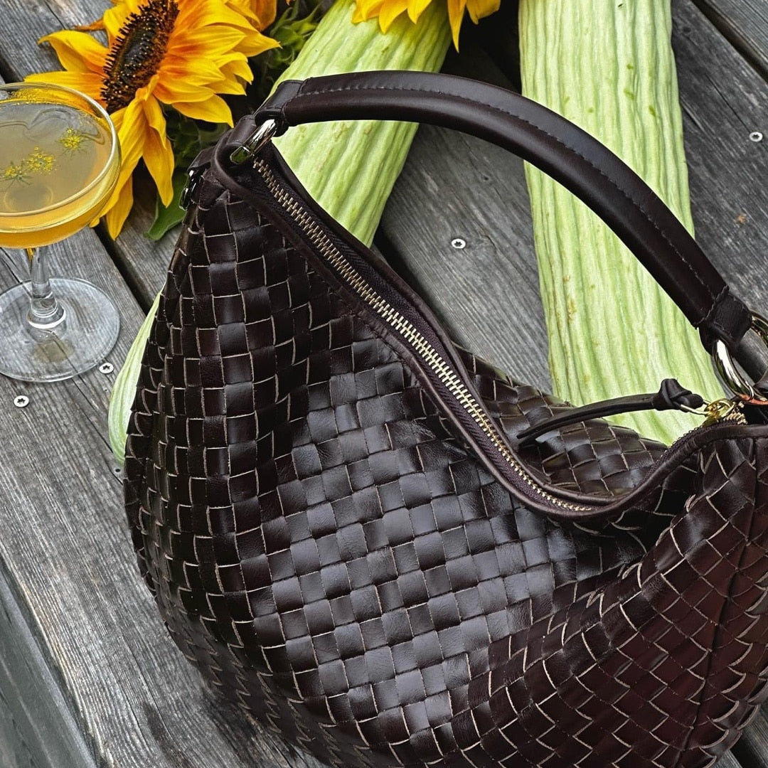 #farge_dark brown