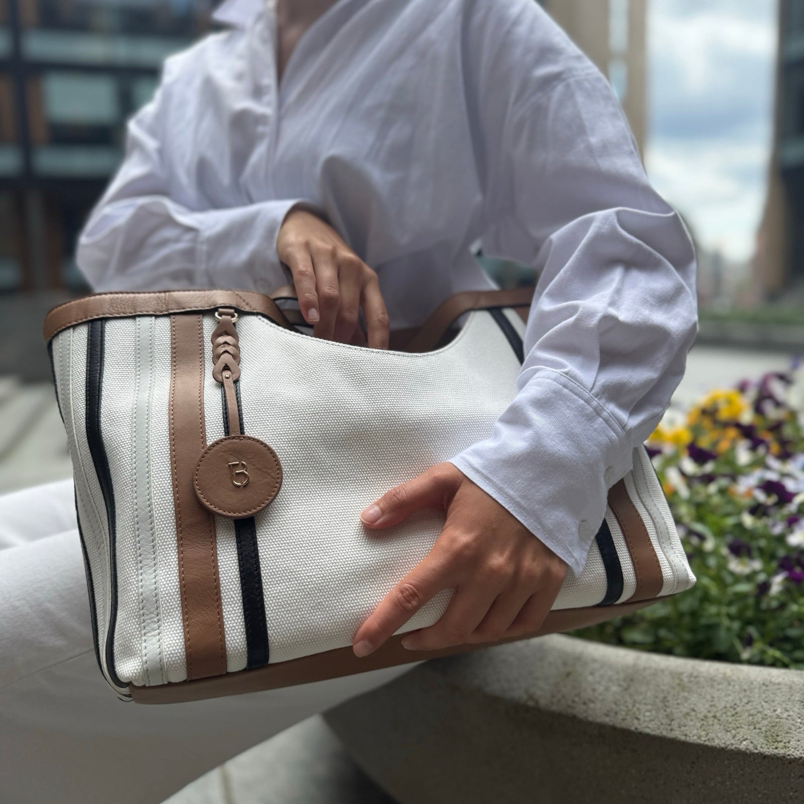 Tosca Blu - Portofino Canvas bag - Biscuit