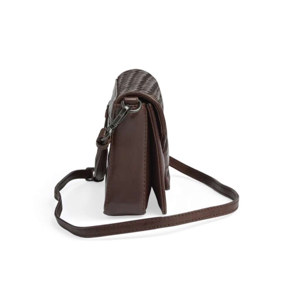 #farge_dark brown