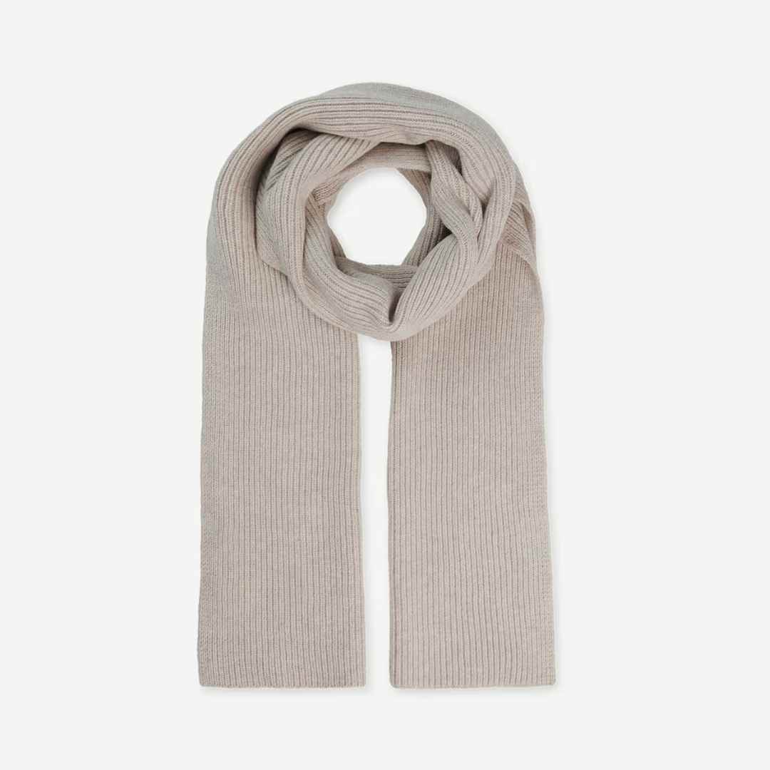 #farge_string_beige