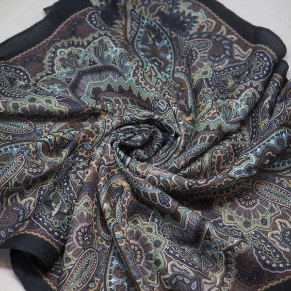 Lunt skjerf, mørkeblått paisley