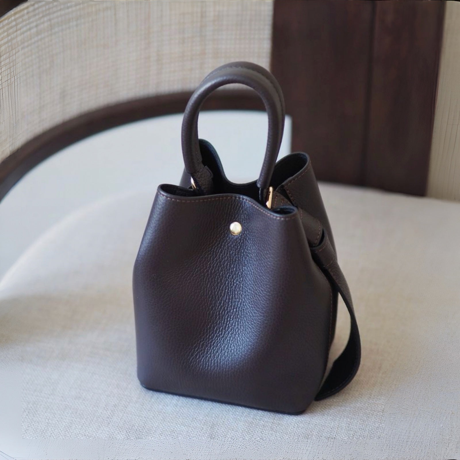 Bucket bag, mørkebrun