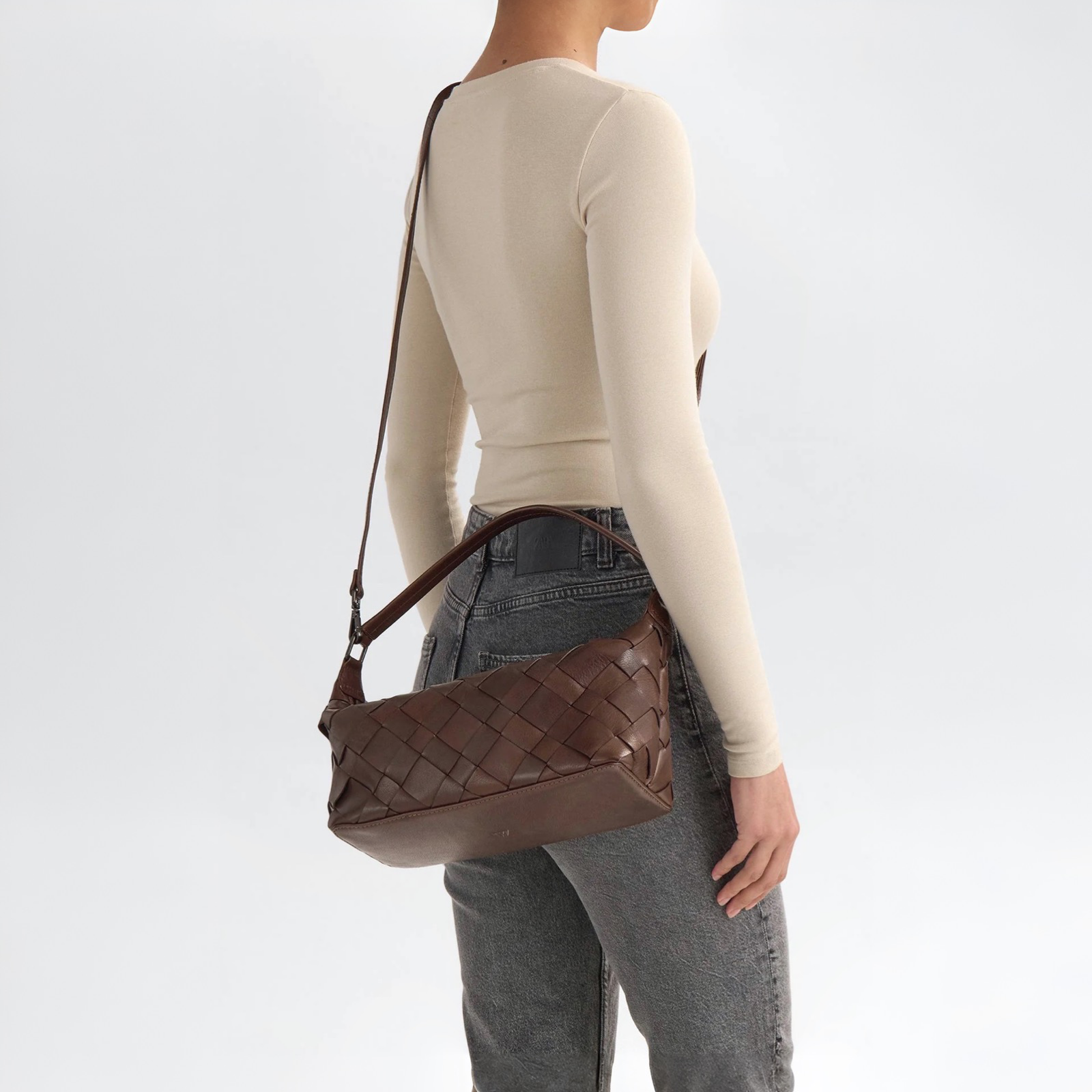 #farge_dark brown