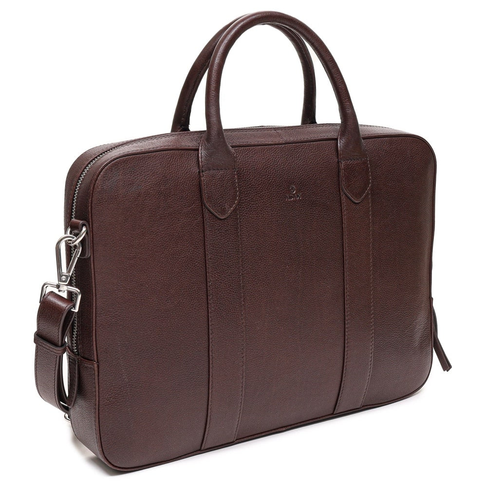 #farge_dark brown