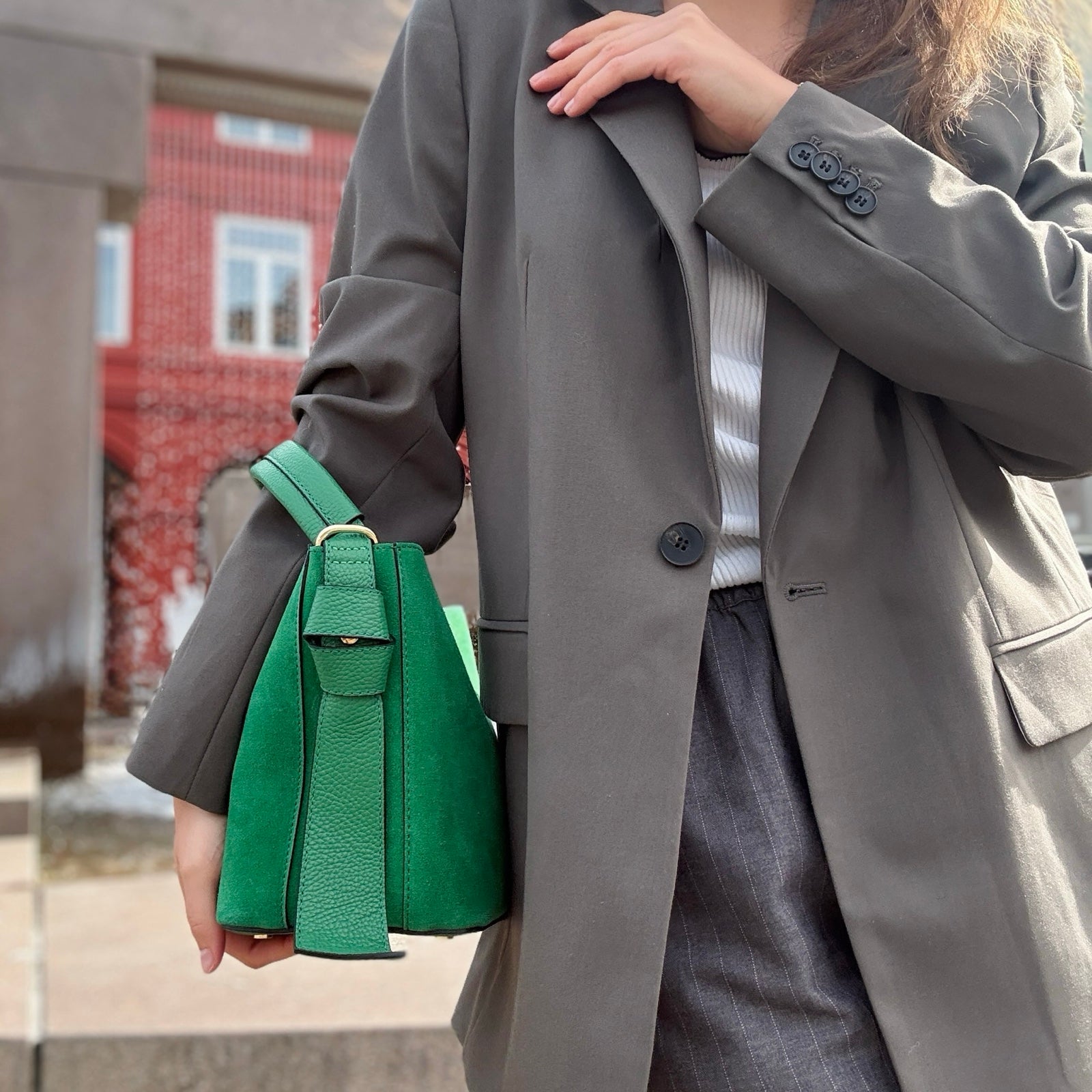 Bucket bag, semsket grønn