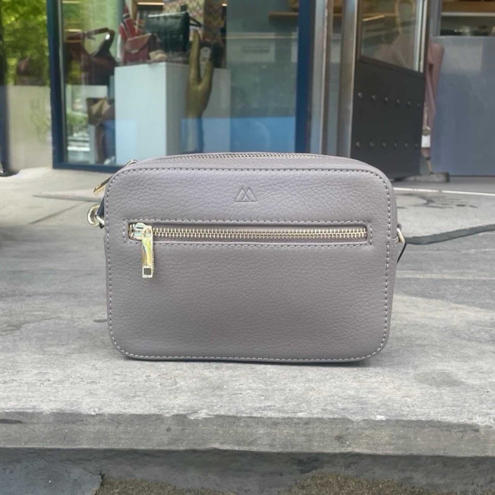 #farge_taupe