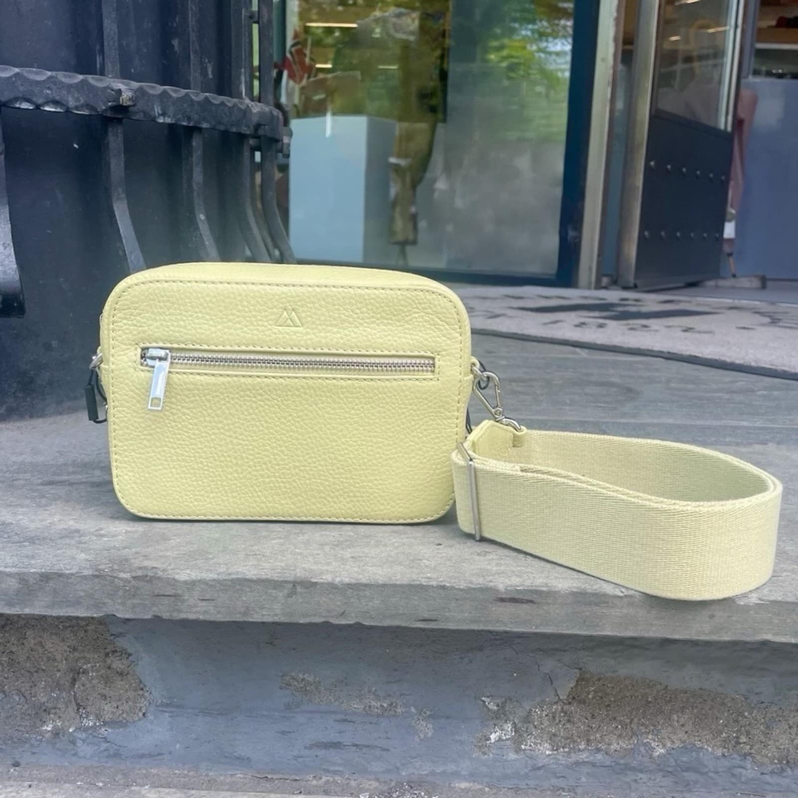 #farge_yellow