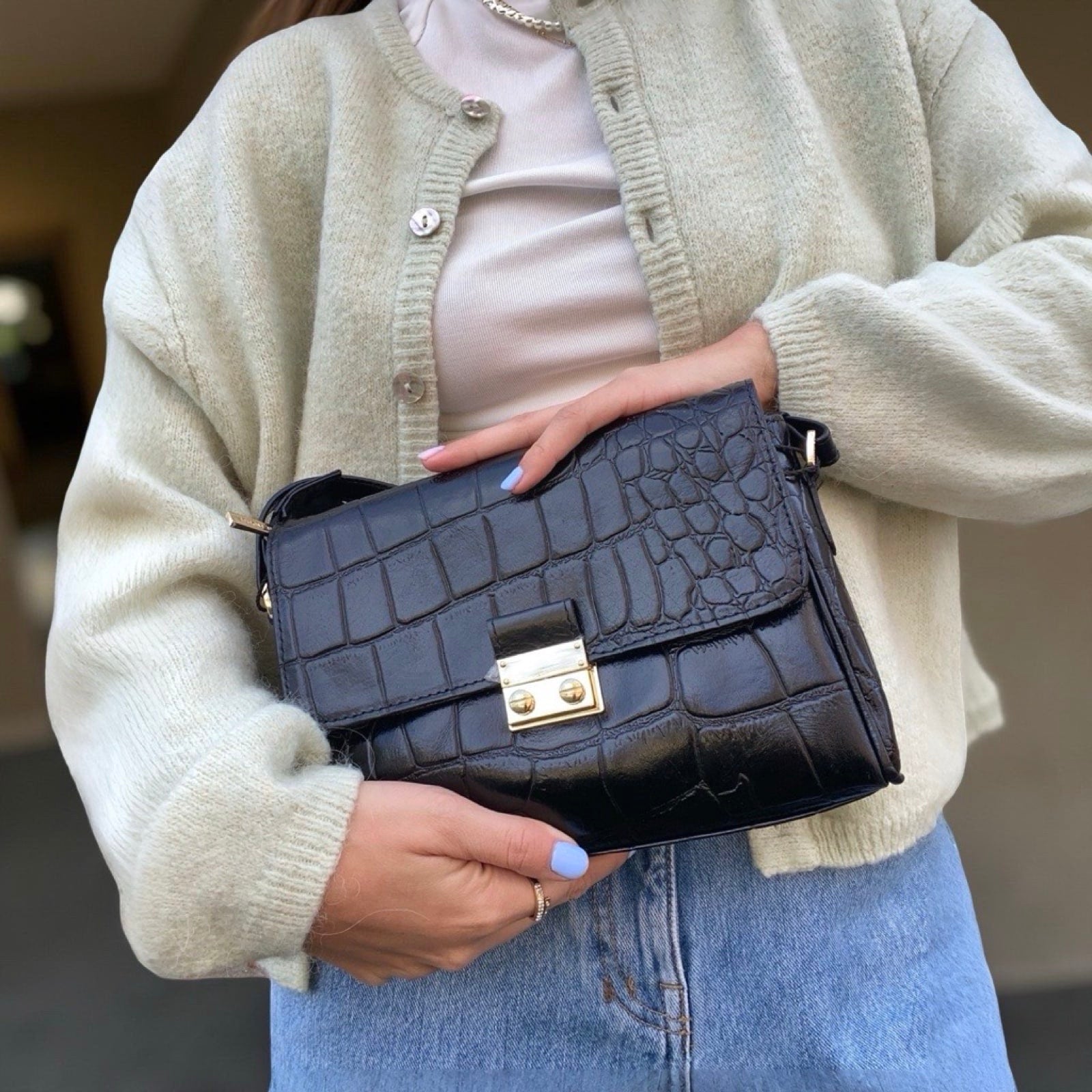 #farge_croco_black