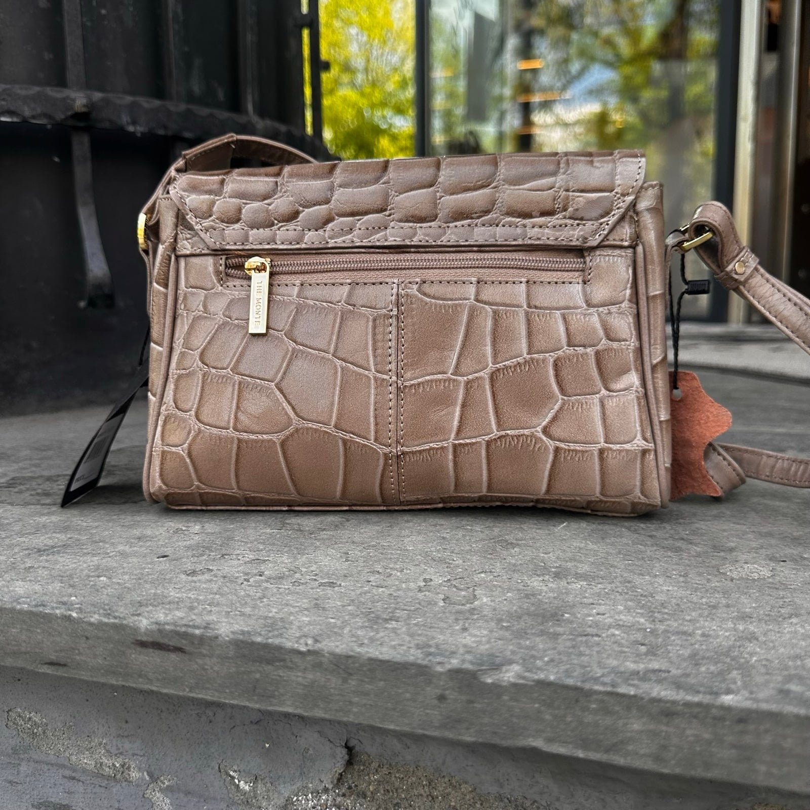 #farge_croco_taupe