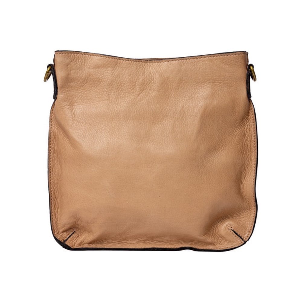 #farge_taupe