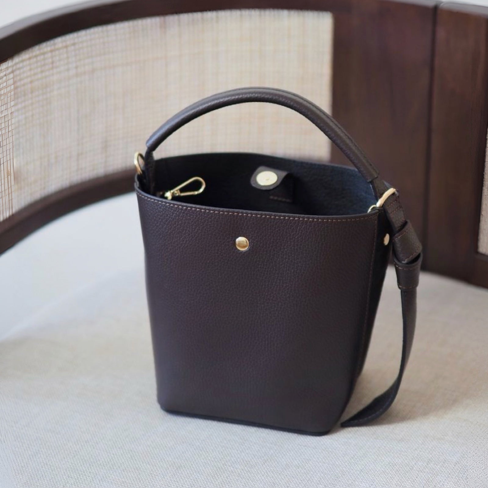 Bucket bag, mørkebrun
