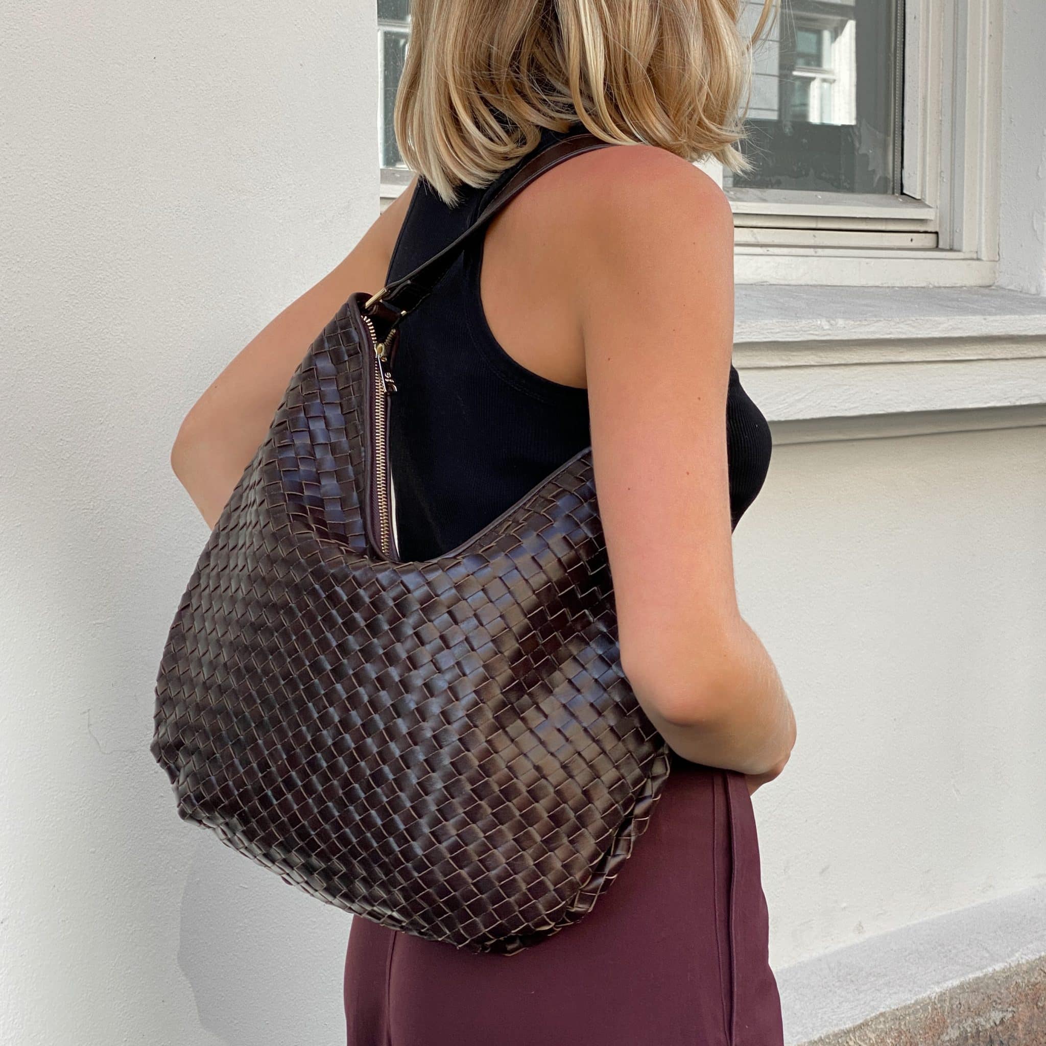 #farge_dark brown