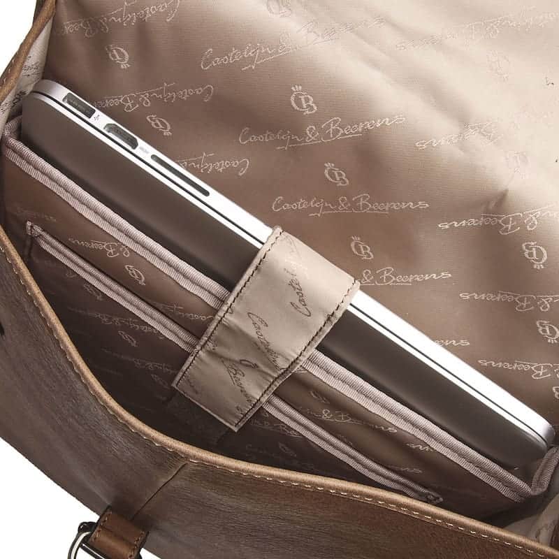 72 9575 Castelijn _ Beerens - Carisma - Laptop Backpack 15.6_ RFID - cognac open
