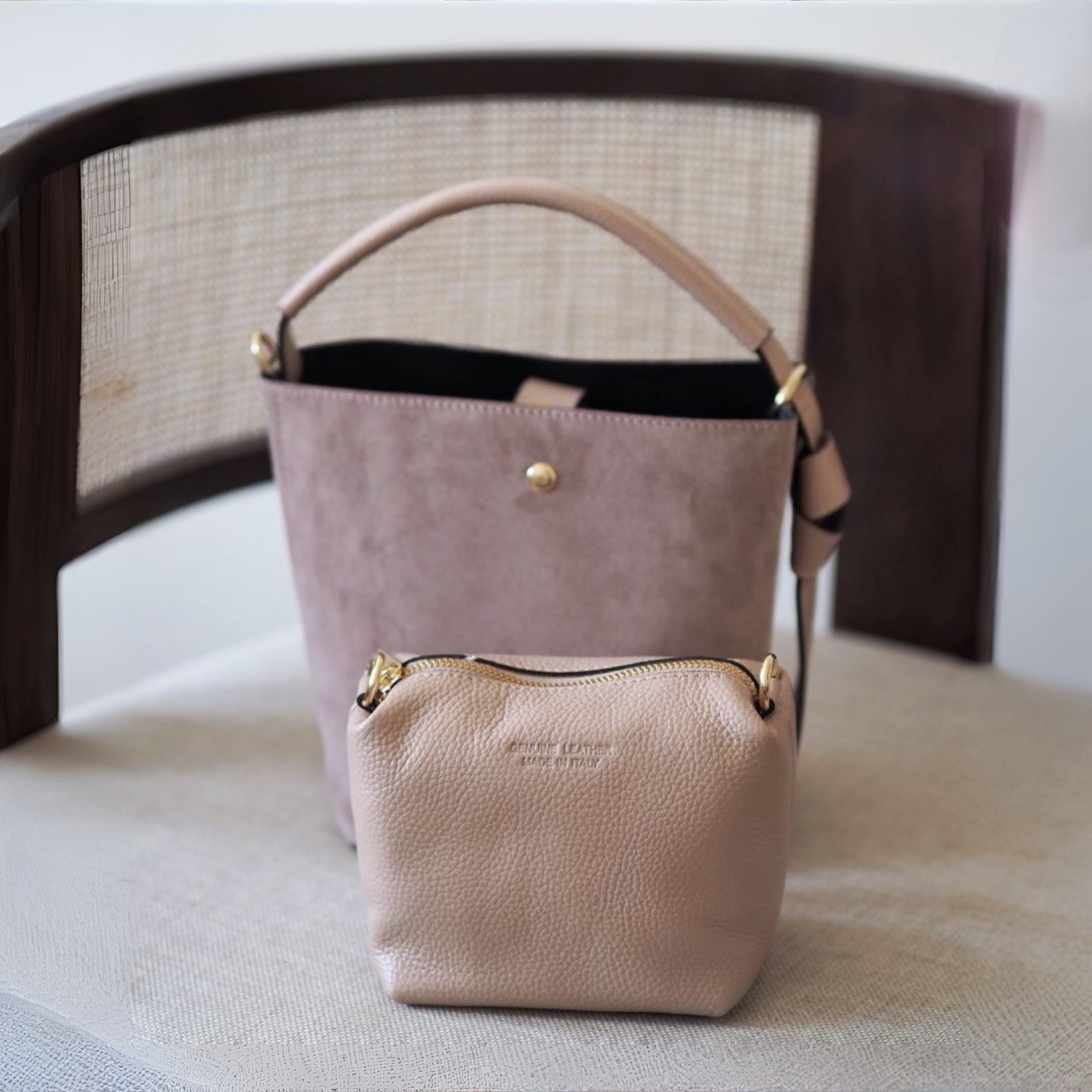 Bucket bag, semsket dus rosa/nude