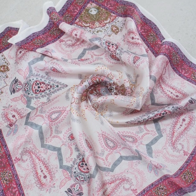 Silkeskjerf mini, vintage rosa paisley
