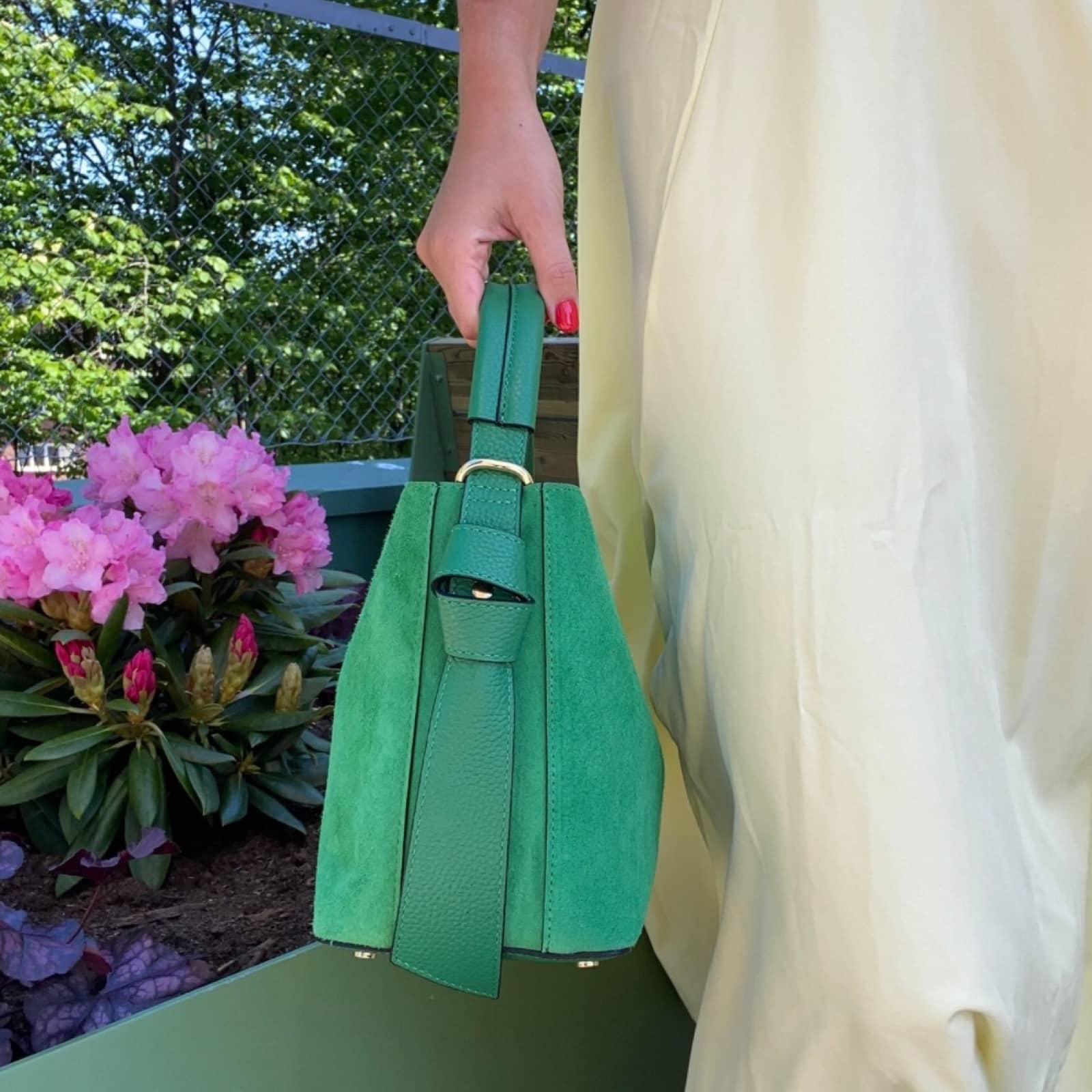 Bucket bag, semsket grønn