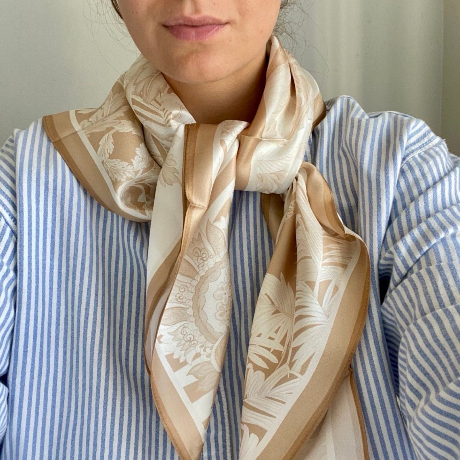Silkeskjerf stort, beige