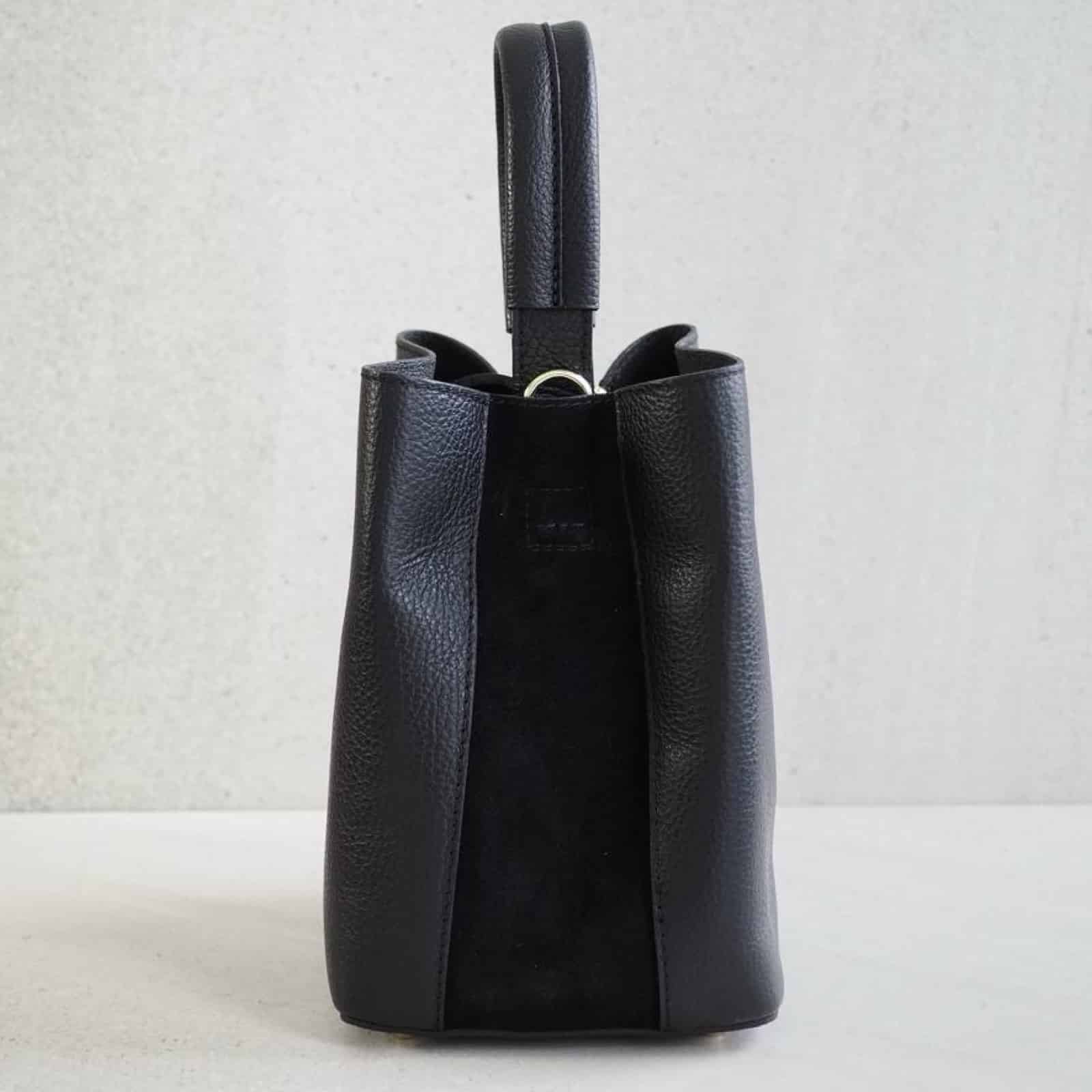 Bucket bag, sort