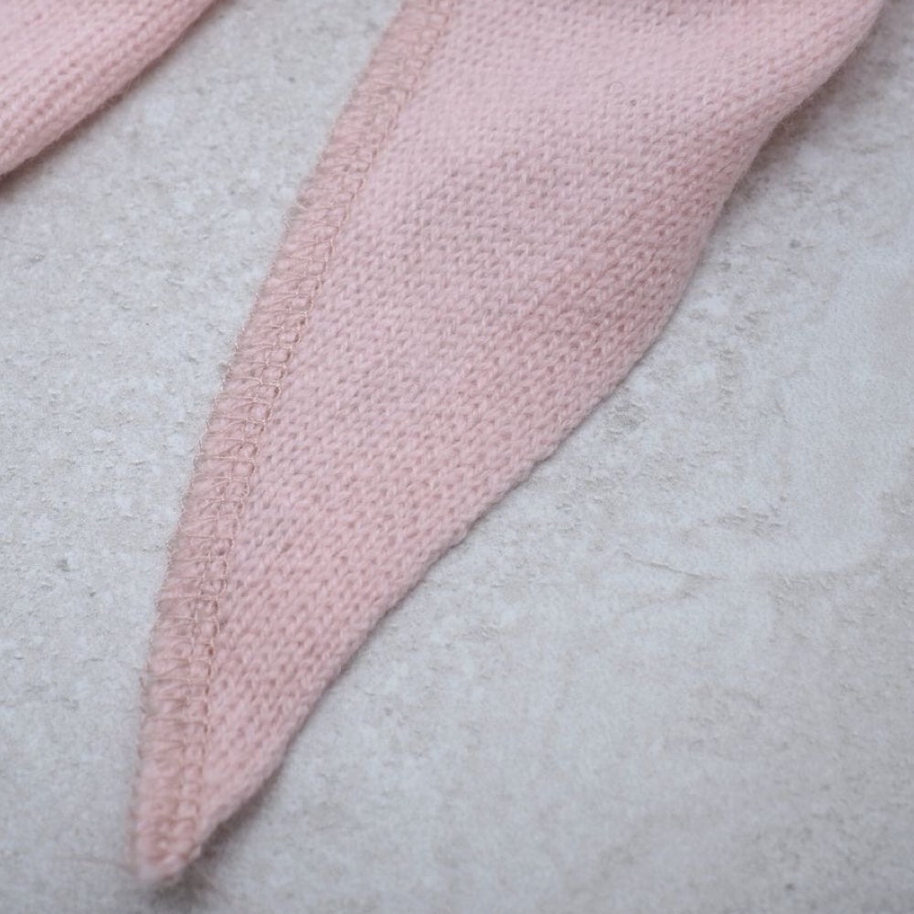 Trekantskjerf i 100% merinoull, rosa