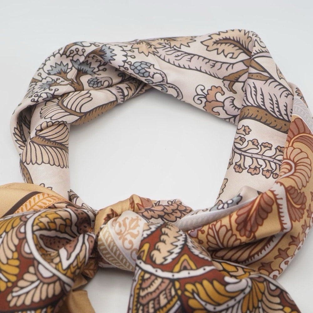 Silkeskjerf stort, cognac og beige