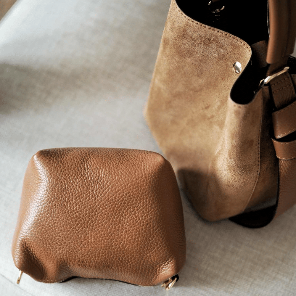 Bucket bag, semsket camel