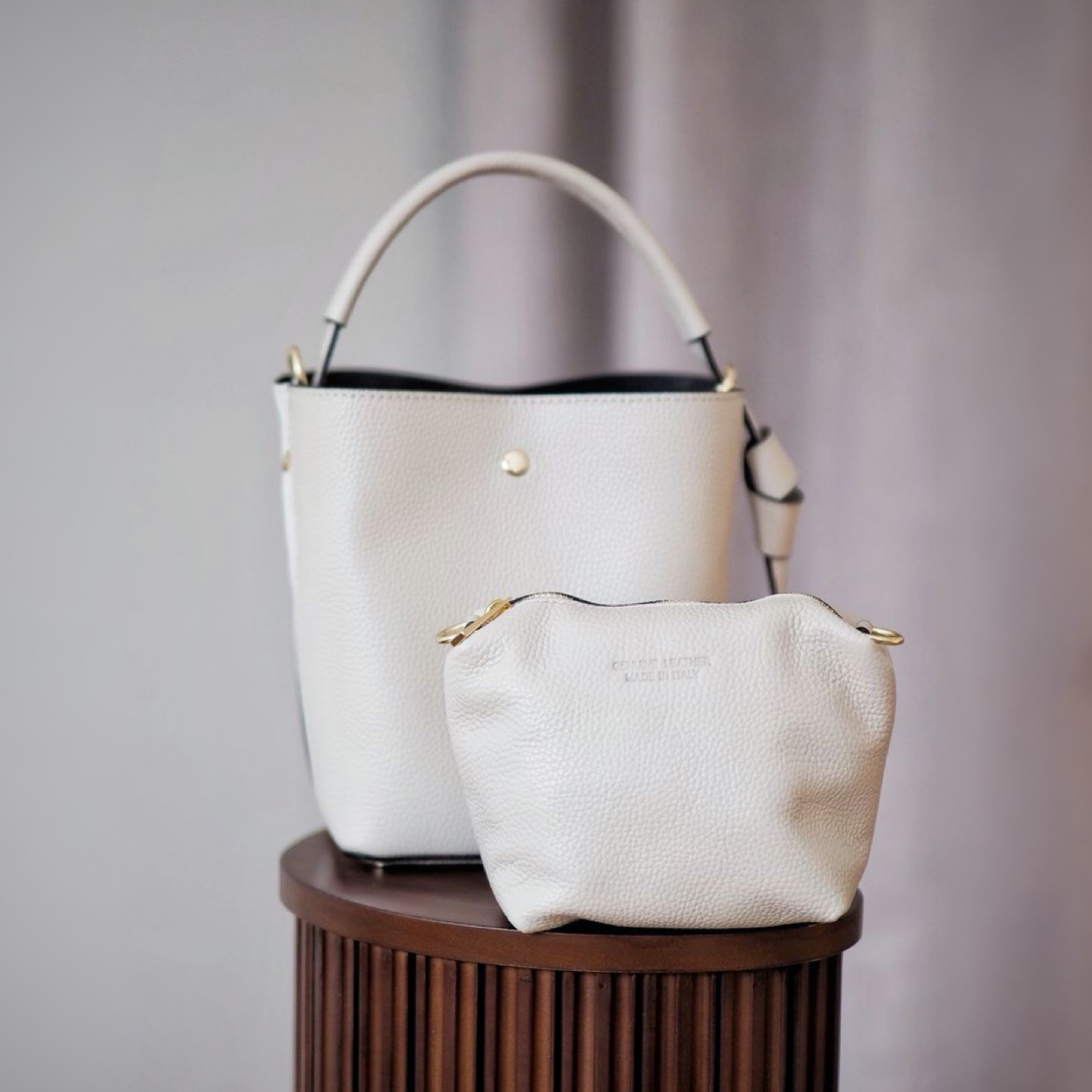 Bucket bag, off-white