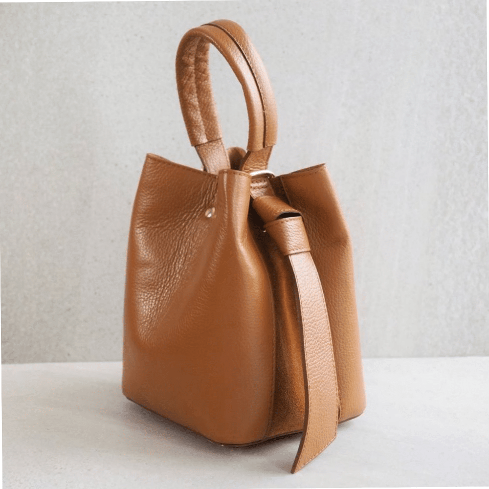 Bucket bag, cognac