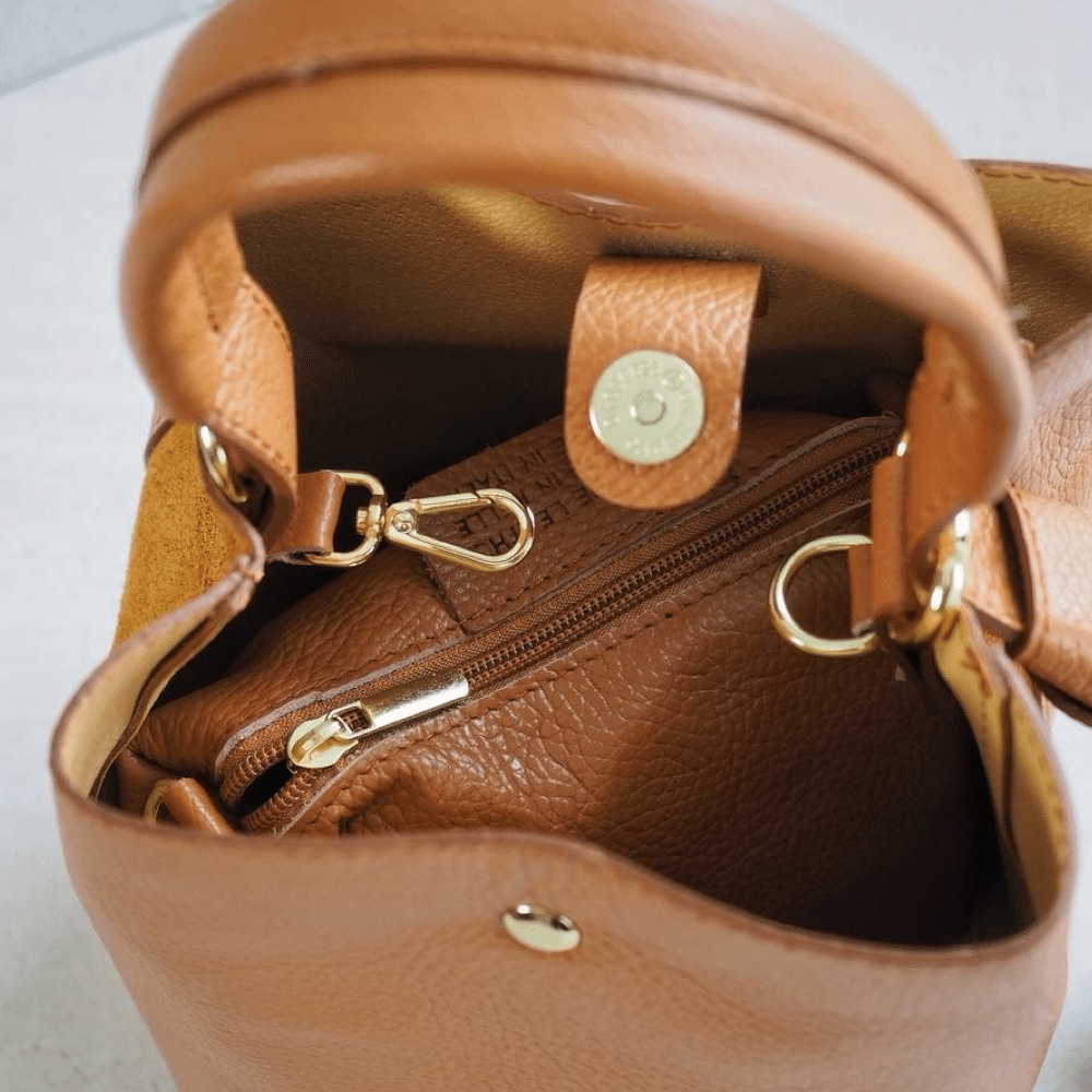 Bucket bag, cognac