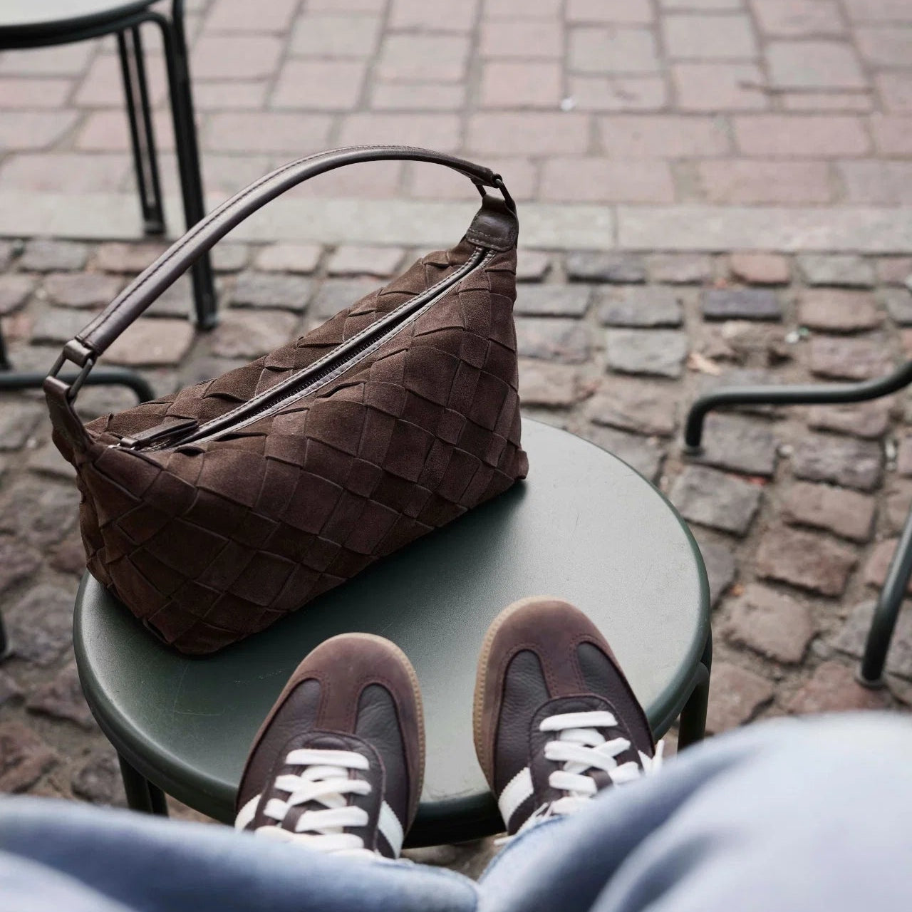 #farge_dark brown