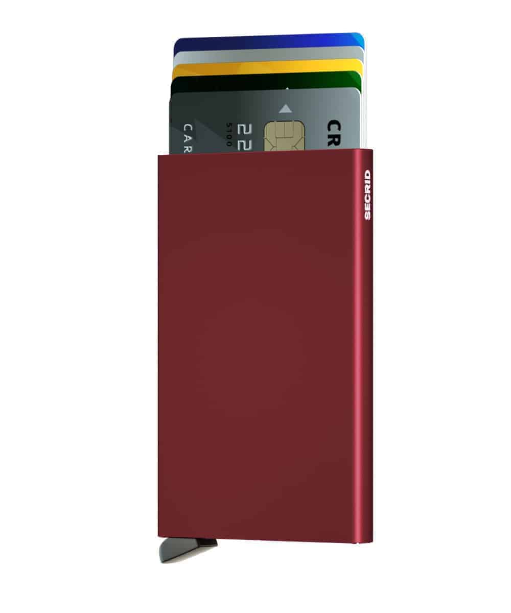 Secrid Cardprotector bordeaux forside med kort