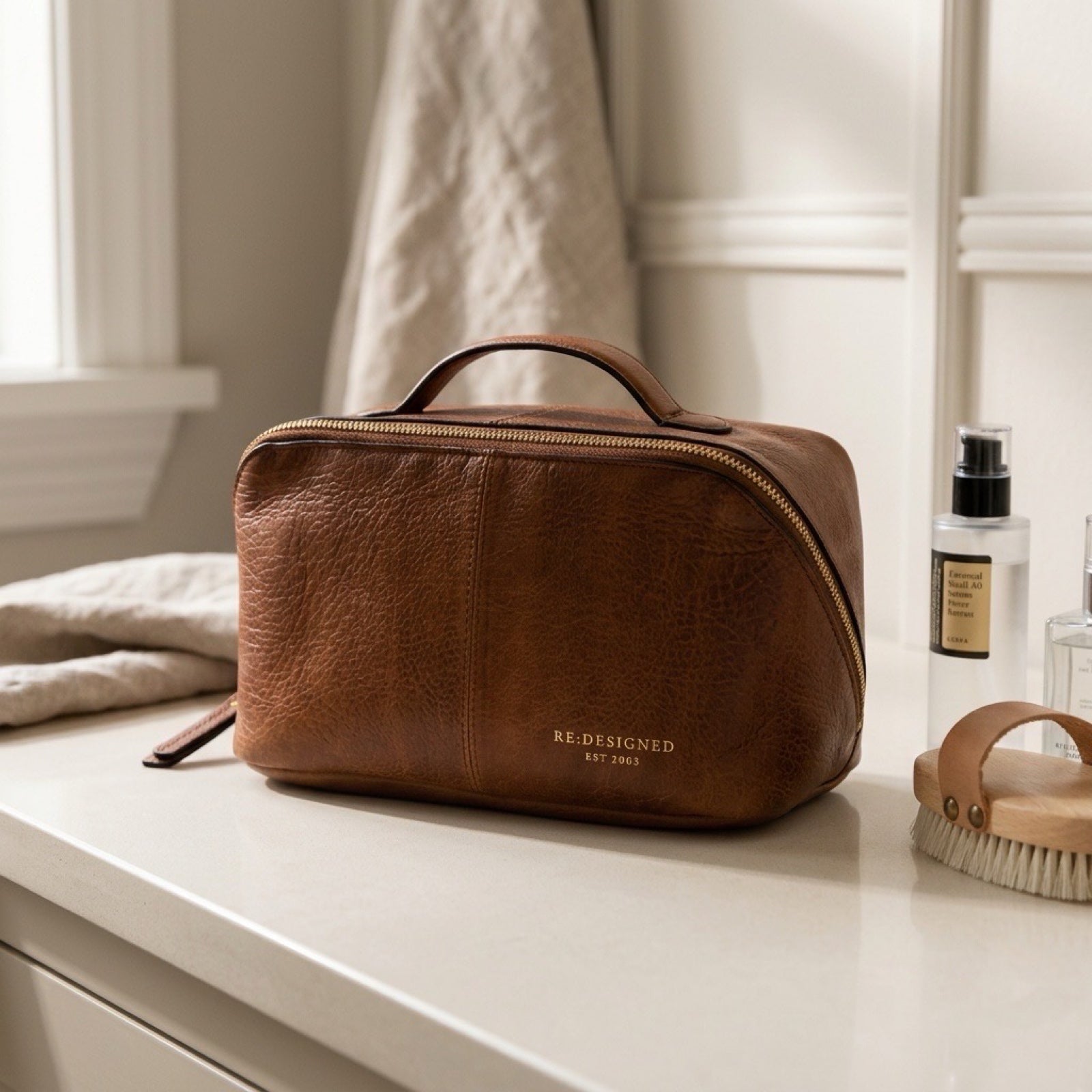 #farge_walnut/gold