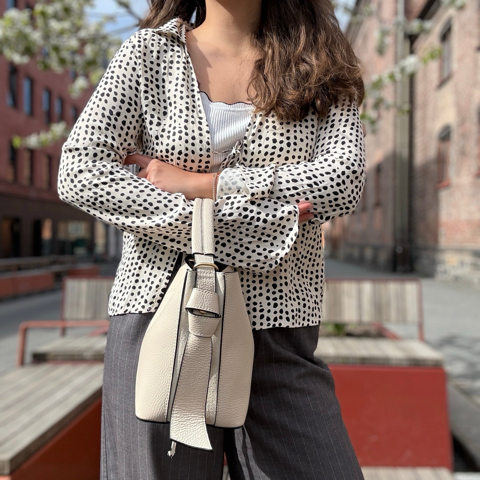 Bucket bag, off-white