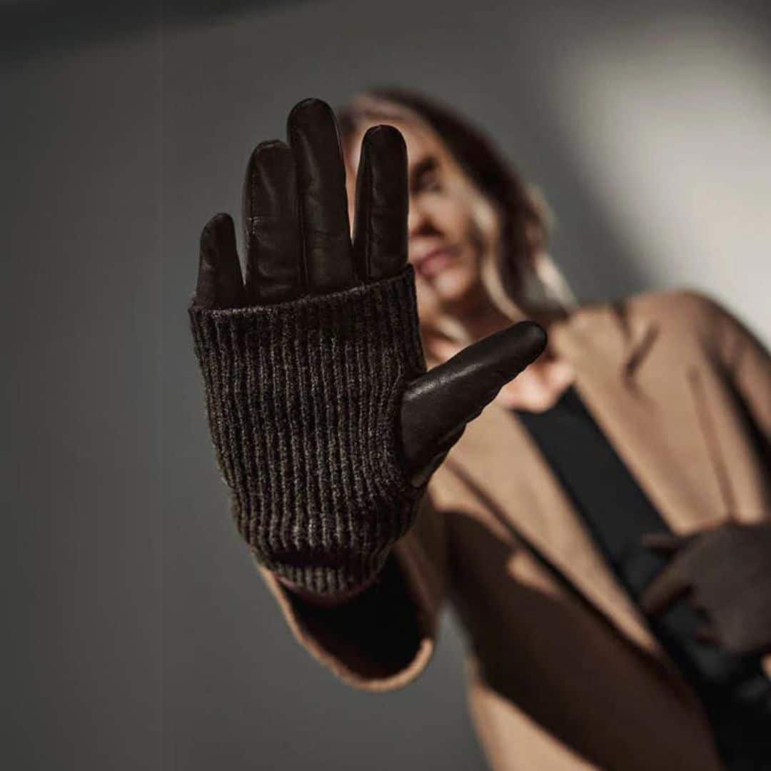 #farge_dark brown
