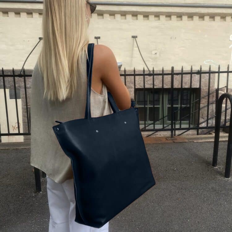 OKAY’S Elsa PC-veske Tabacco Lifestyle kvadrat