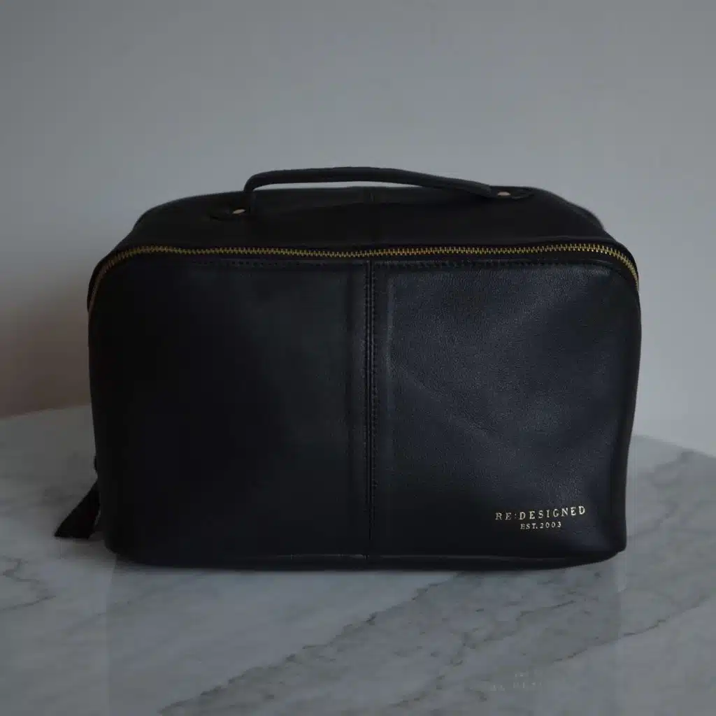 Black/Gold