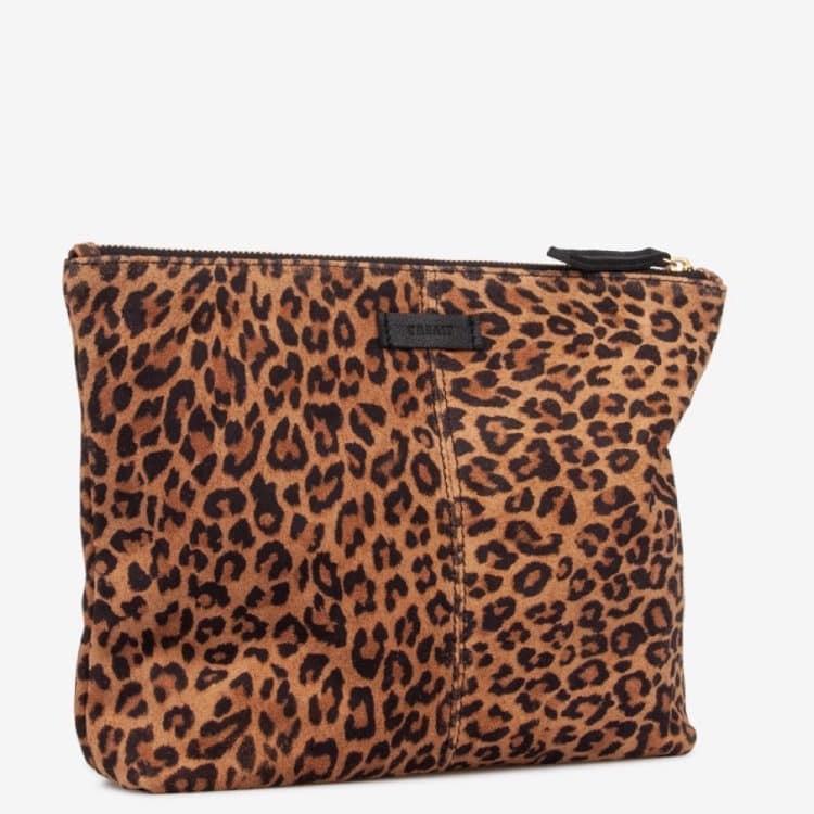 treats-222461-svea-beauty-clutch-leopard_3