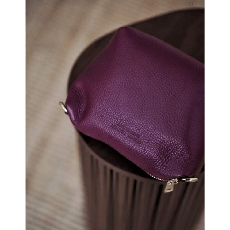 7D 0418 bucket bag i skinn, lys bordeaux 5