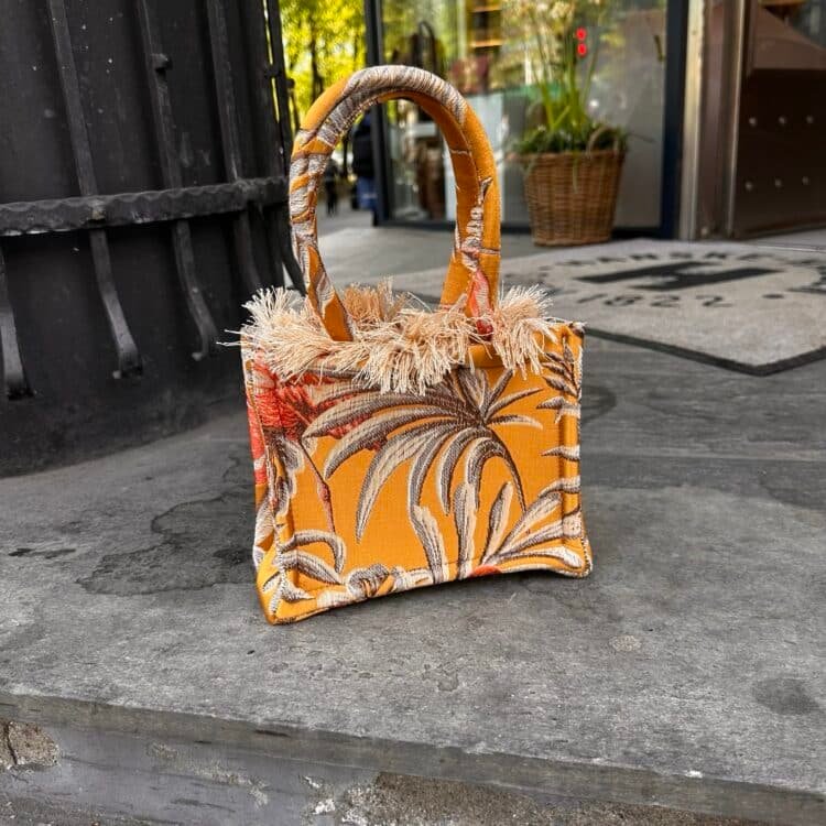 2141 Sorens Isla Yellow Mini Tote Bag_6
