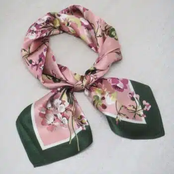 Silkeskjerf 70x70, rosa og grønn