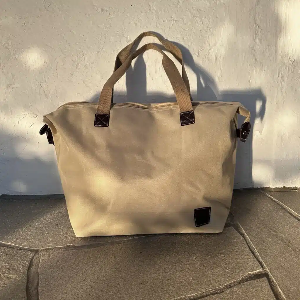 beige