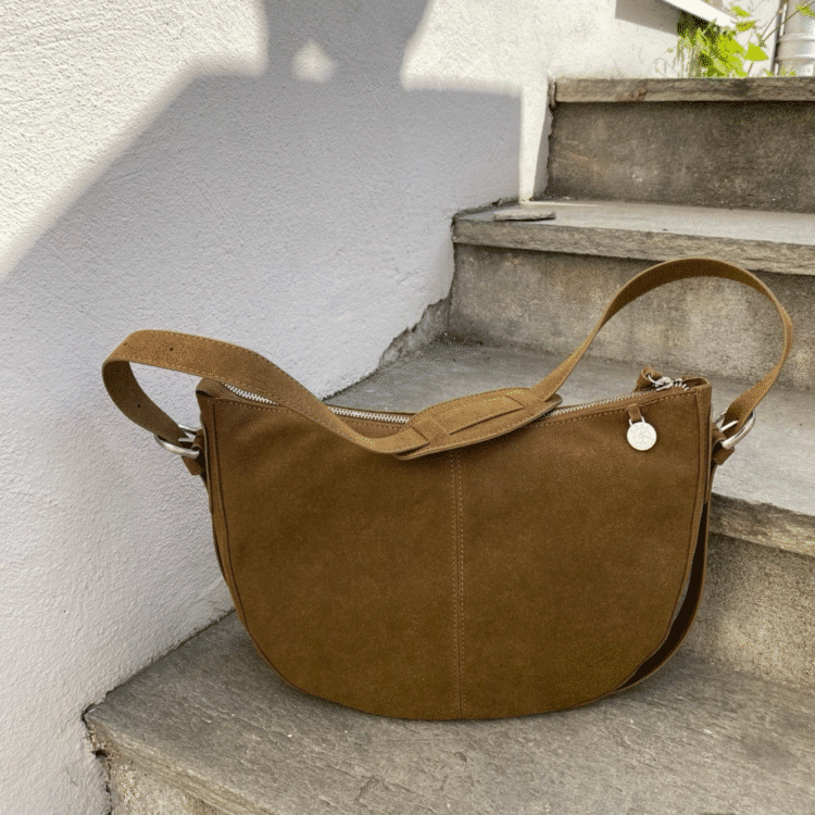 21490850-adax-hello-im-vegan-lydia-khaki_1