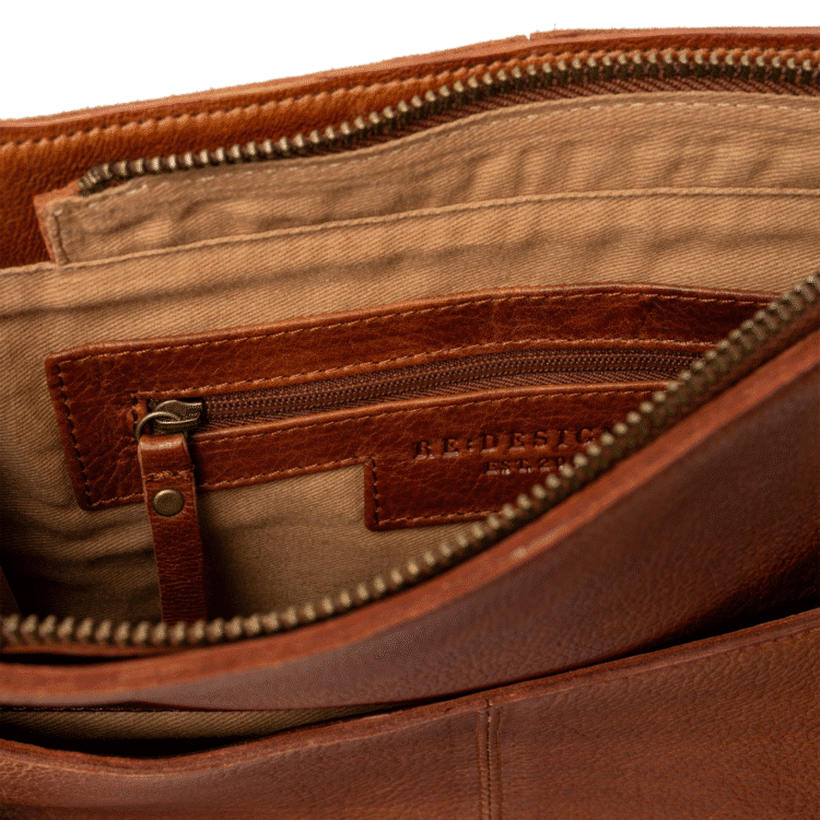 6464-re-designed-dixie-nimi-walnut-innside